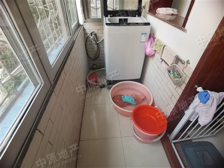 先烈中路81号大院-阳台