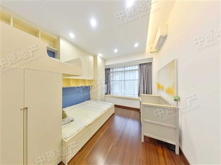 奥园莲峰圣境-次卧