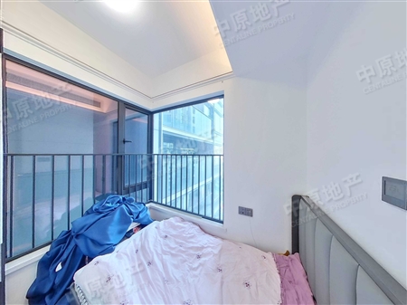 中海观澜府-次卧