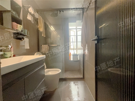 东山水恋-洗手间