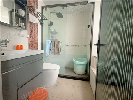 东山水恋-洗手间