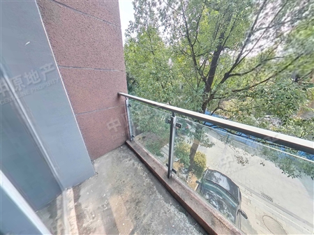 侨建御溪谷-阳台