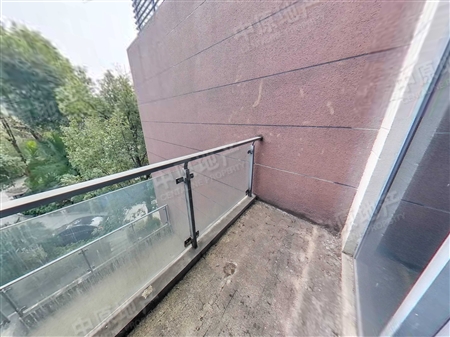 侨建御溪谷-阳台