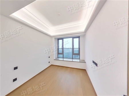 越秀和樾府-次卧