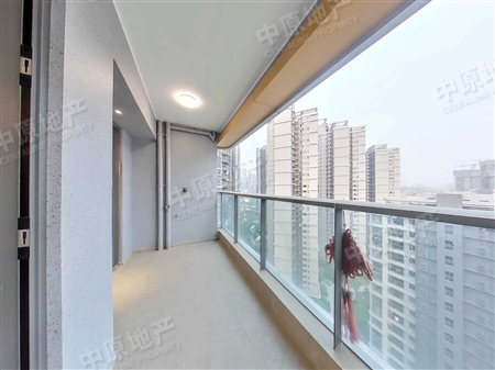 越秀和樾府-阳台