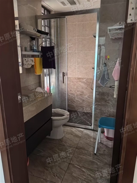 葛洲坝保利曼城(曼宁花园)-洗手间