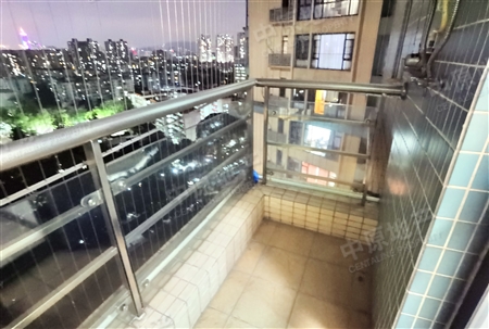 珠江俊园-阳台