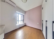 自由人花园五期-主卧