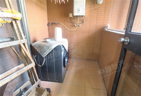 凯旋新世界枫丹丽舍-阳台