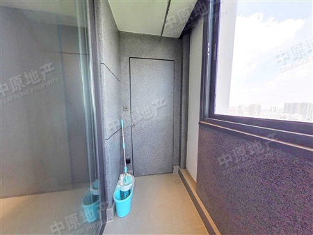 首开龙湖天奕-阳台