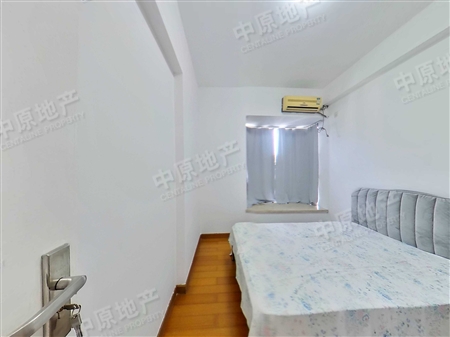 美林湖畔花园-次卧