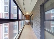 越秀岭南山畔-阳台