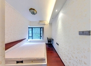 越秀岭南山畔-主卧