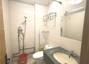 龙津大厦-洗手间