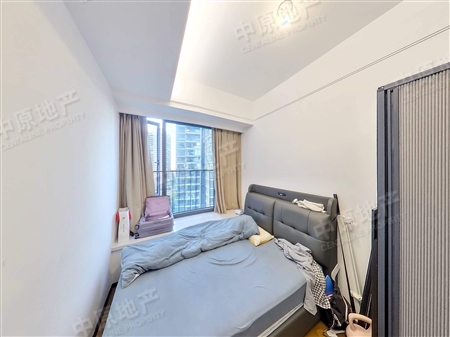 越秀和樾府-次卧