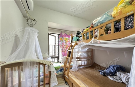 时代春树里-次卧