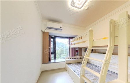 越秀品秀星樾-次卧