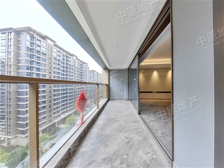 保利天瑞-阳台