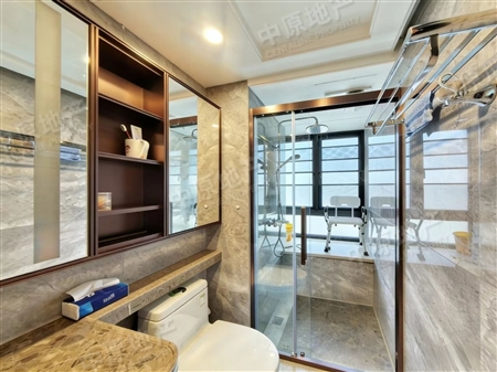 金湖花园-洗手间