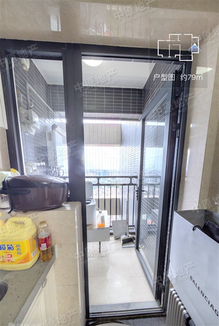 中海花湾壹号A区(中海锦汇华庭)-生活阳台