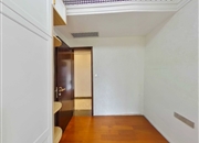 信达金茂广场-次卧