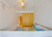 绿地越秀海玥-主卧