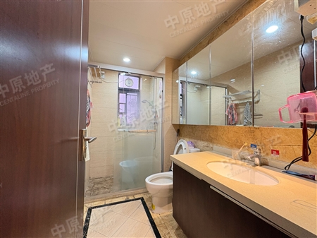 保利悦廷-洗手间