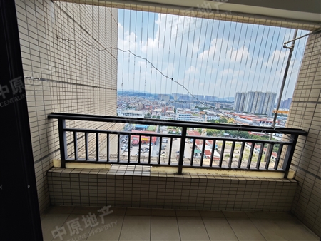 翠屏领东-阳台