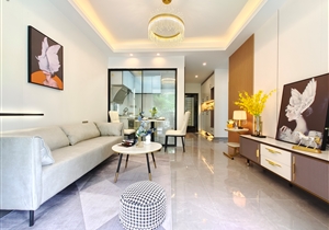 顺景雅苑 精装三房 全新装修 户型方正 通风采光好 随时看