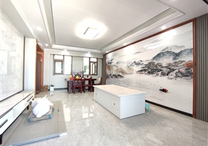 珠江新城东区，4房2厅，大型花园小区，南向小高层电梯楼，方正