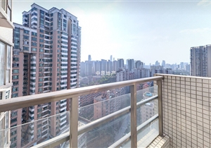 华港花园 南北对流 大三房 保养好 急售