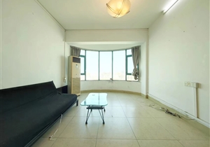 富景花园     电梯一房一厅    产权清晰  证够5年