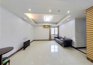 华侨乐园实用大三房出售业主有心卖价格好谈看楼方便